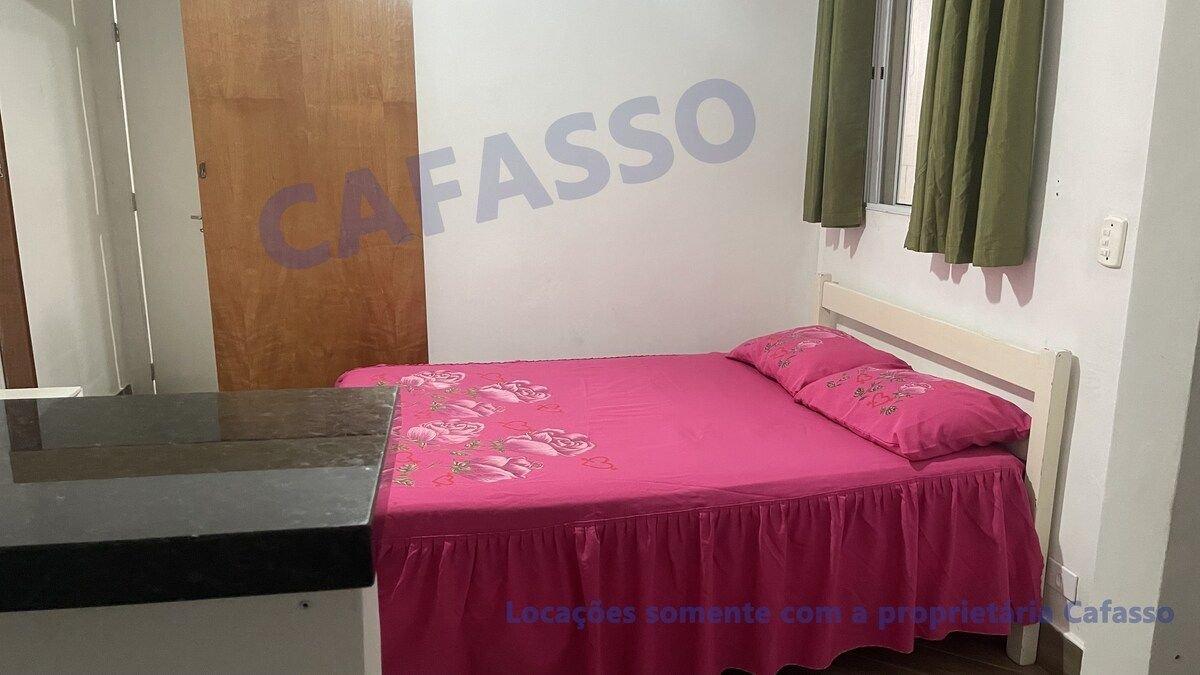 image-housing-carousel