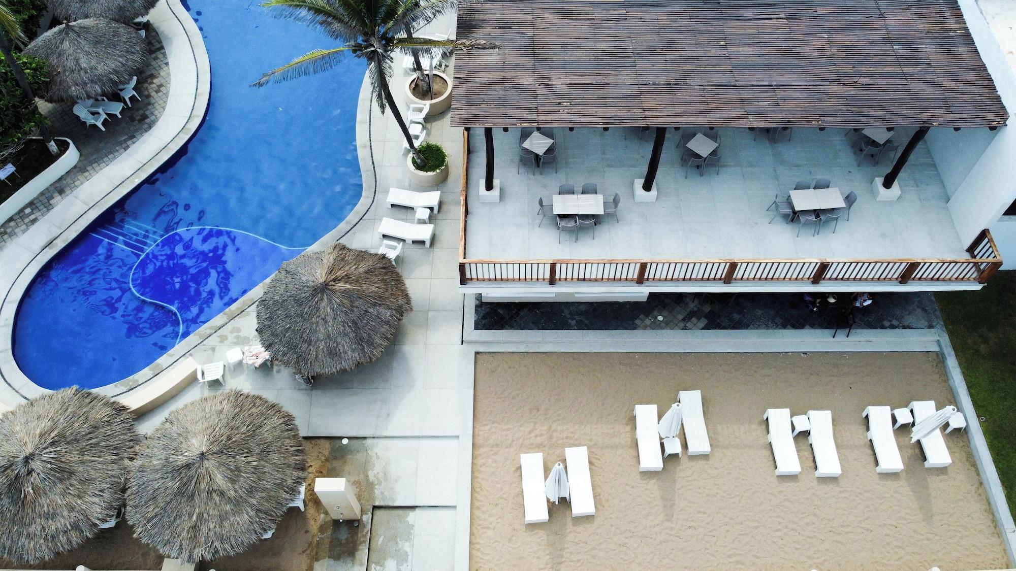 Hotel Barra de Navidad 6