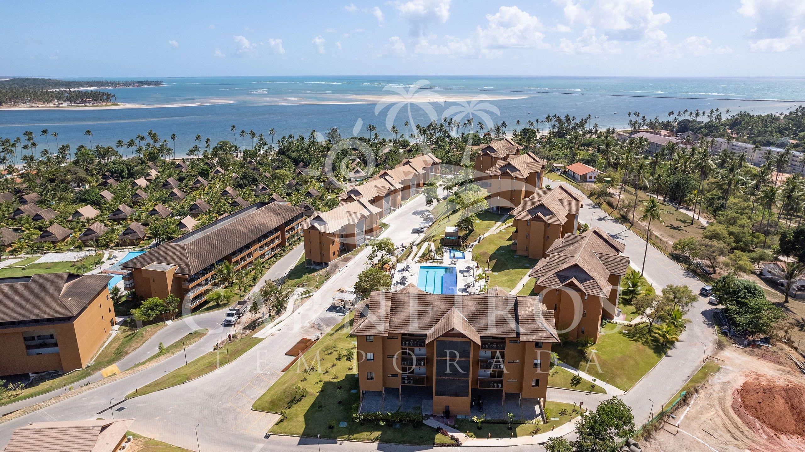 image-housing-carousel