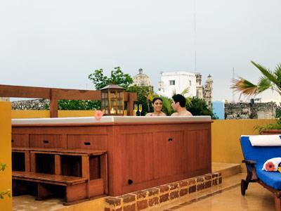 image-housing-carousel