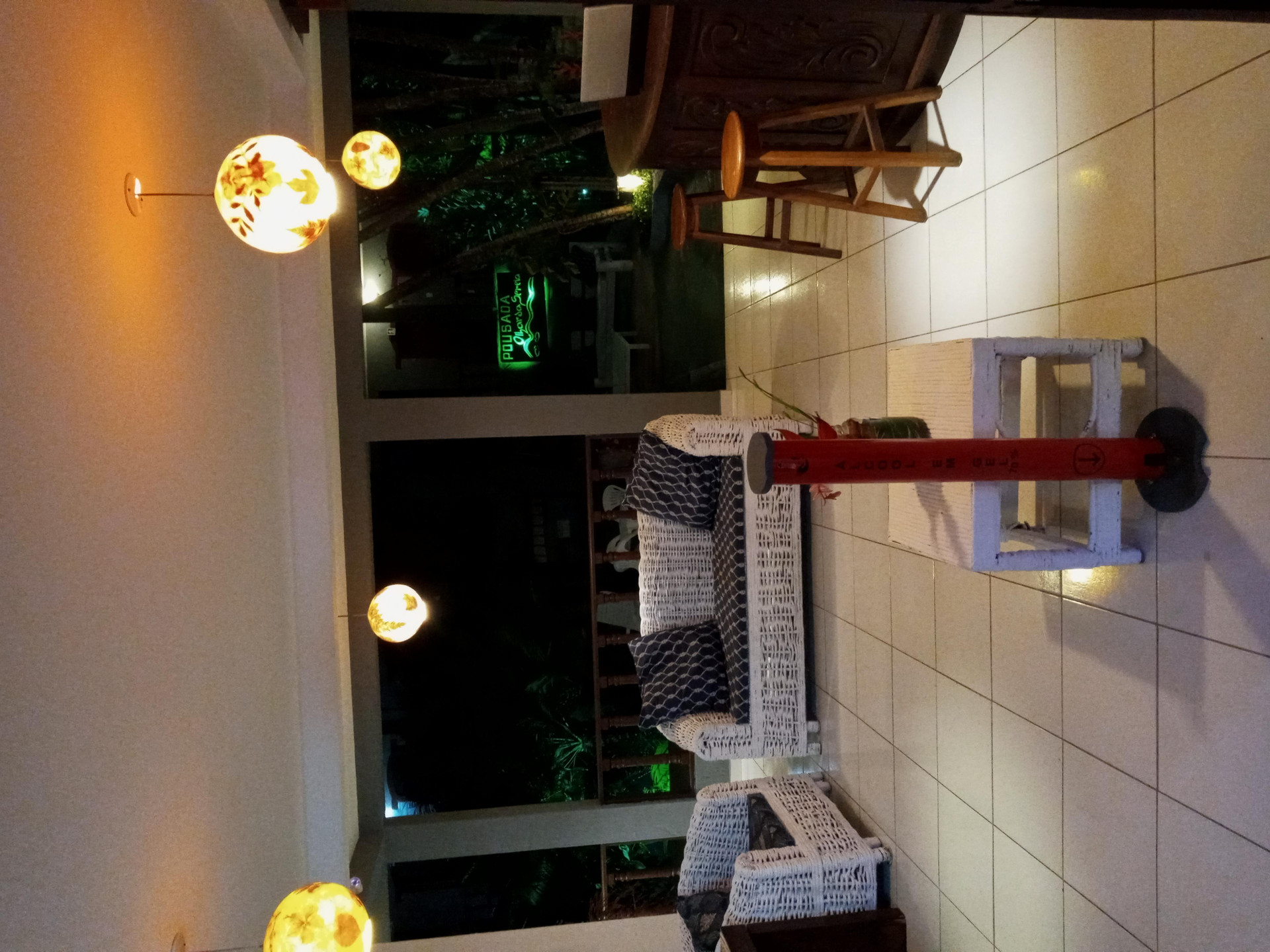image-housing-carousel