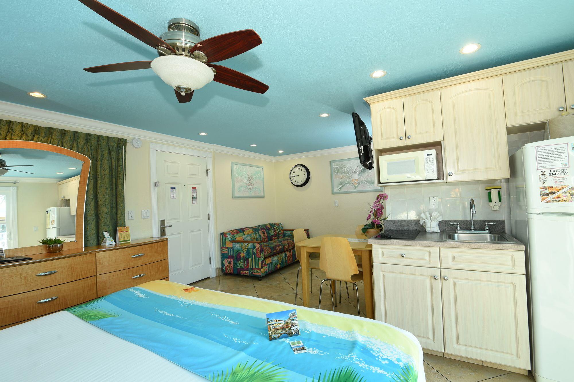 image-housing-carousel