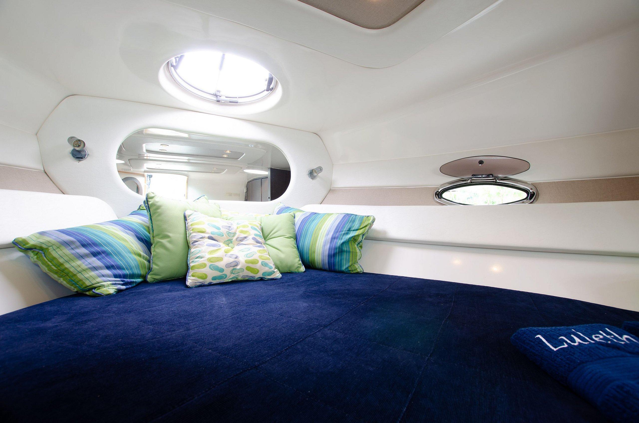 image-housing-carousel