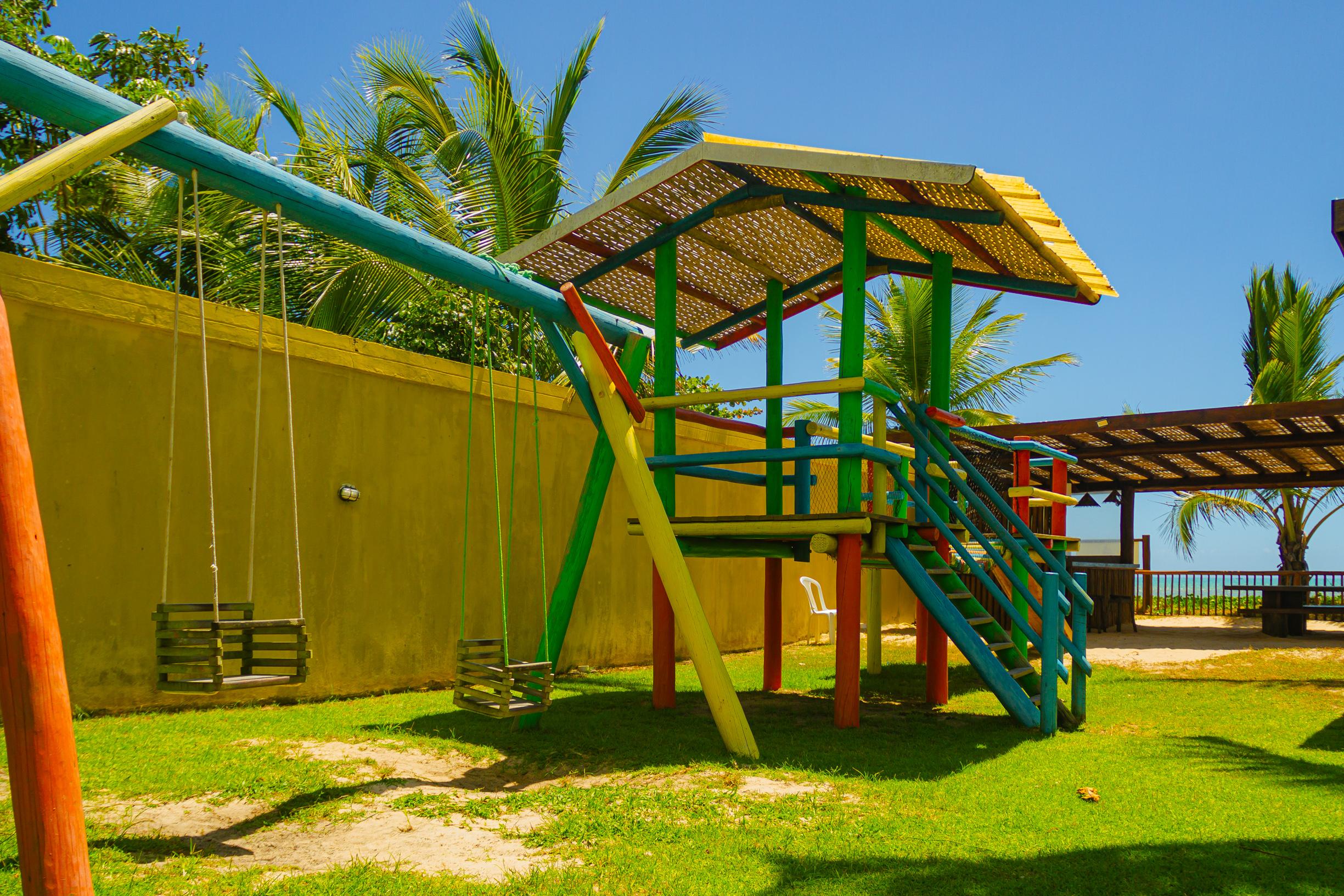 image-housing-carousel