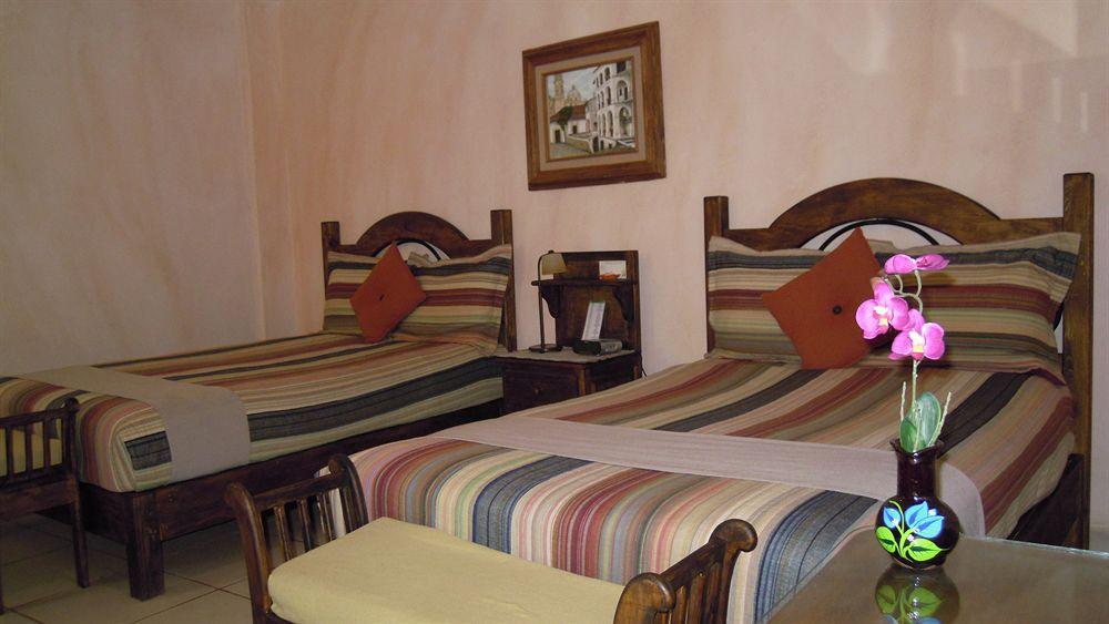 image-housing-carousel