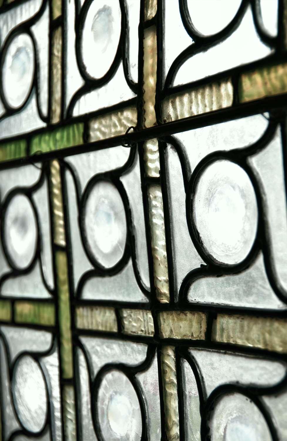 image-housing-carousel