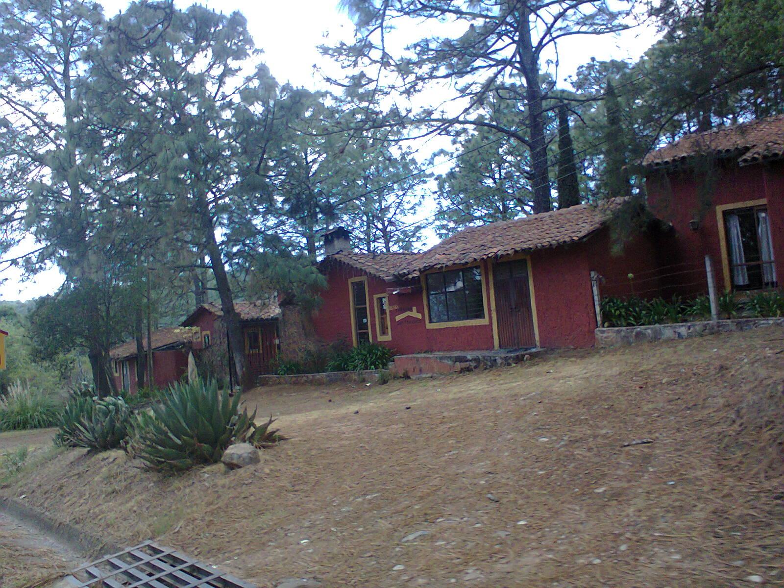 image-housing-carousel