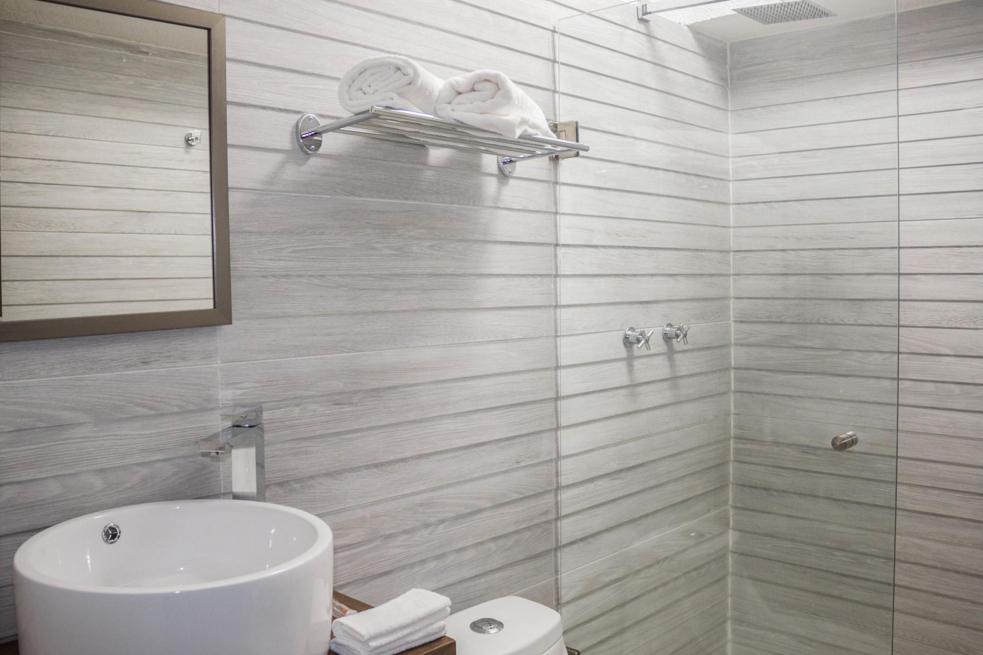 Citrine Suite