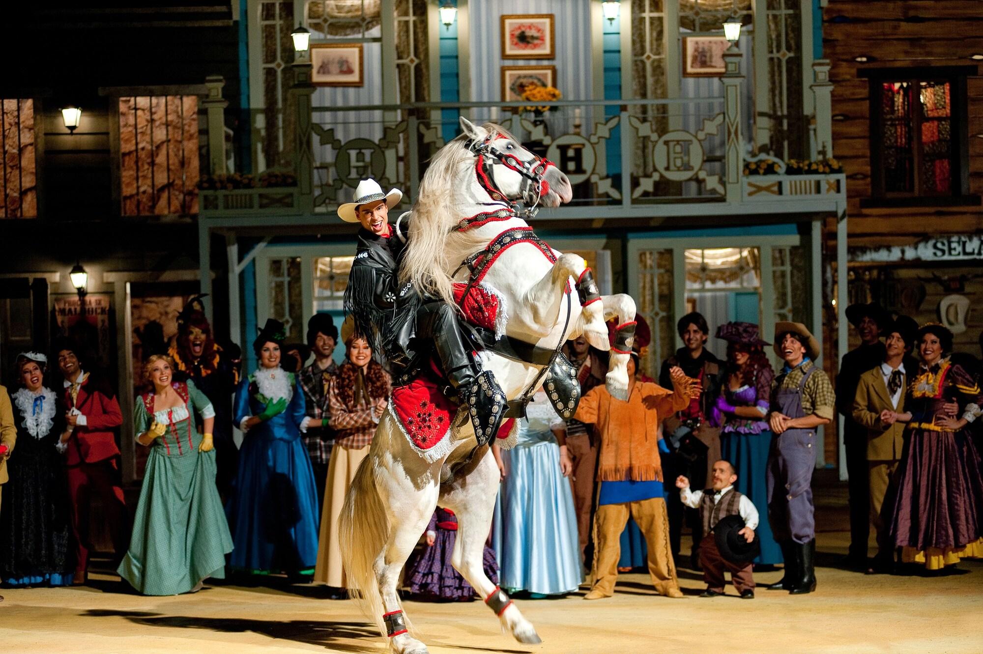 image-housing-carousel