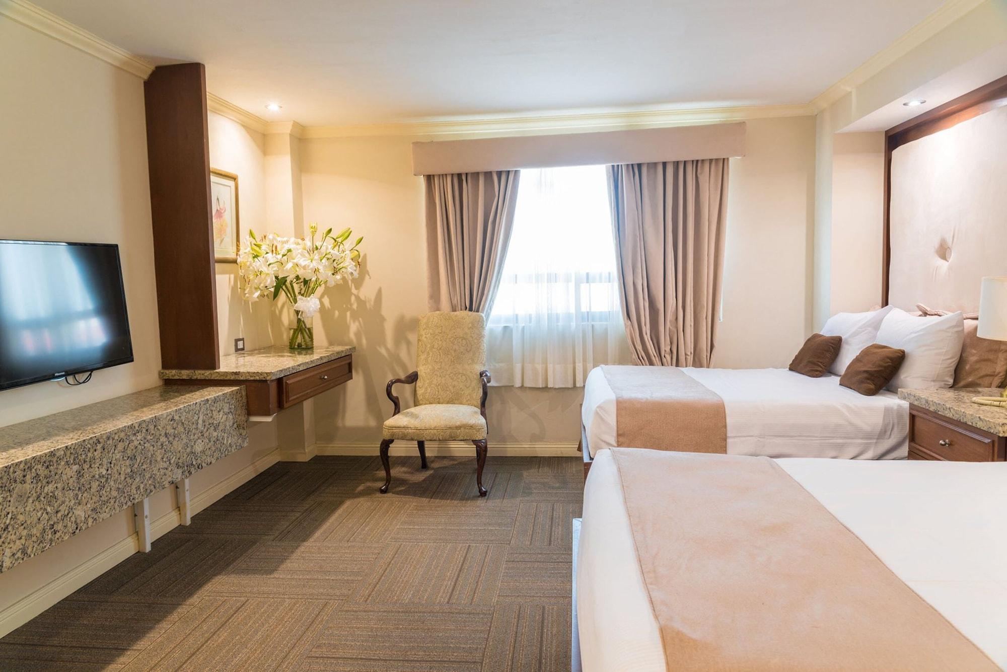 Rose Hotel 4