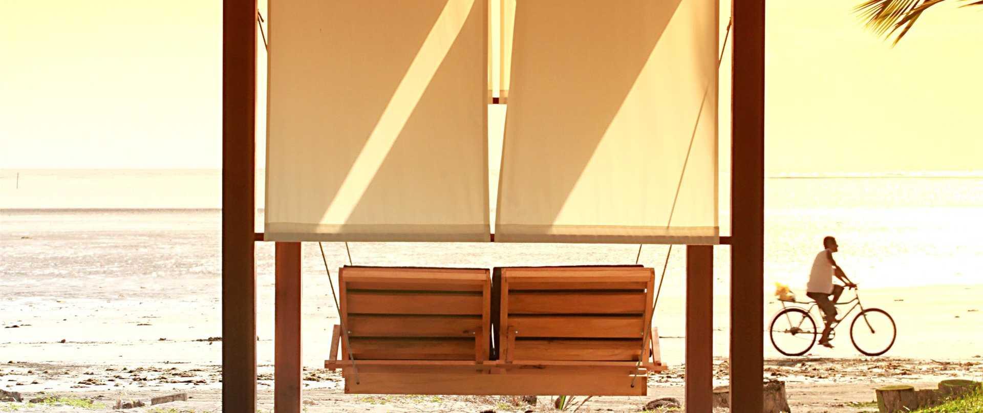 image-housing-carousel