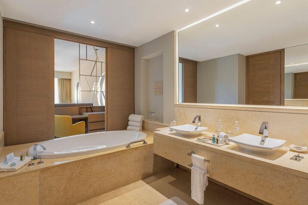 Ambassador Two Bedrooms Family Suite Ocean View