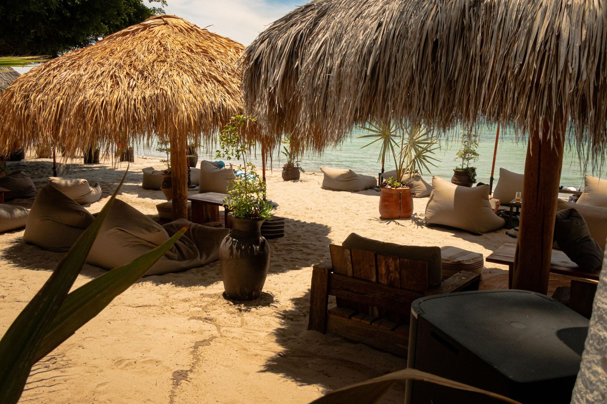 La Concha Beach Hotel & Club 5