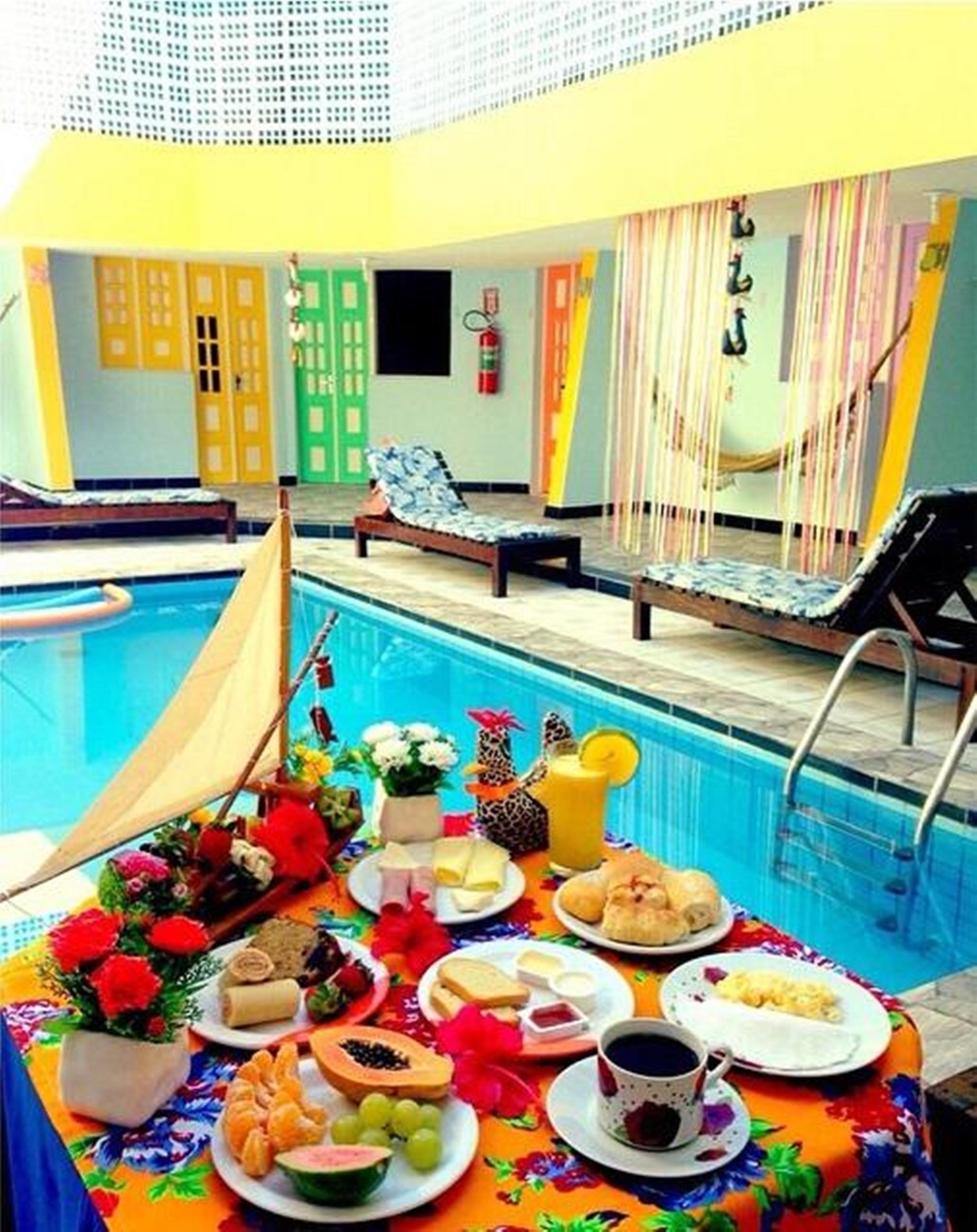 image-housing-carousel