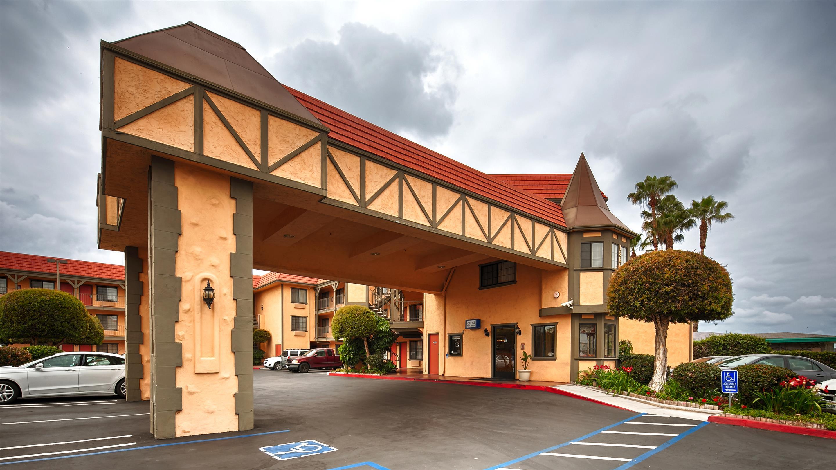 Rancho San Diego Inn& Suites, El Cajon image