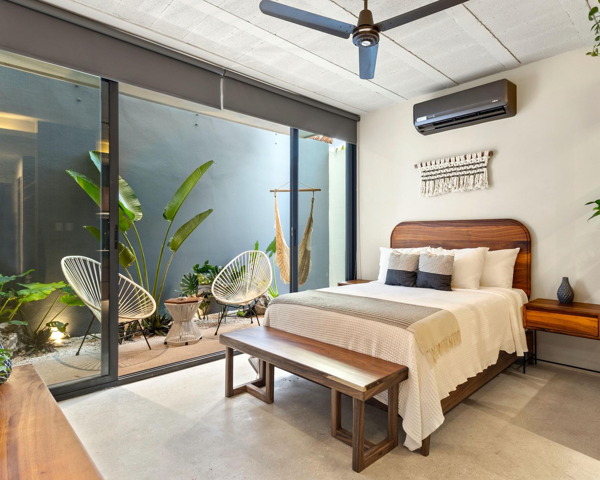 Searena Boutique Condo 4
