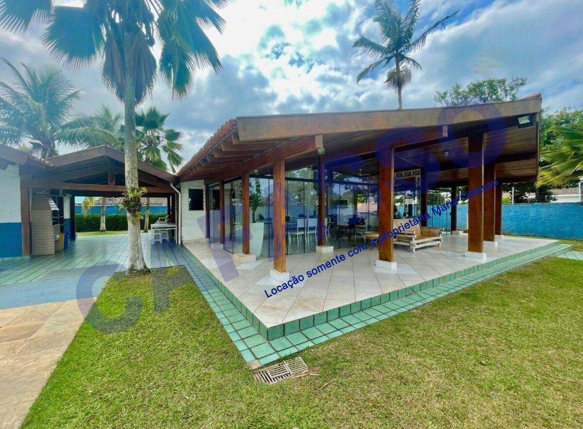 image-housing-carousel