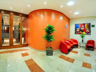 image-housing-carousel