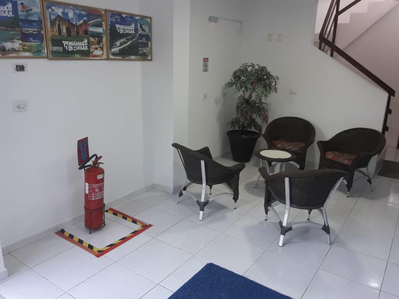 image-housing-carousel