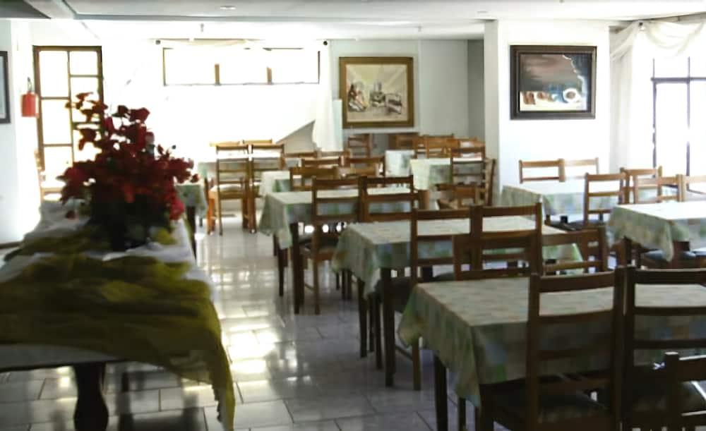 Lumar Hotel
