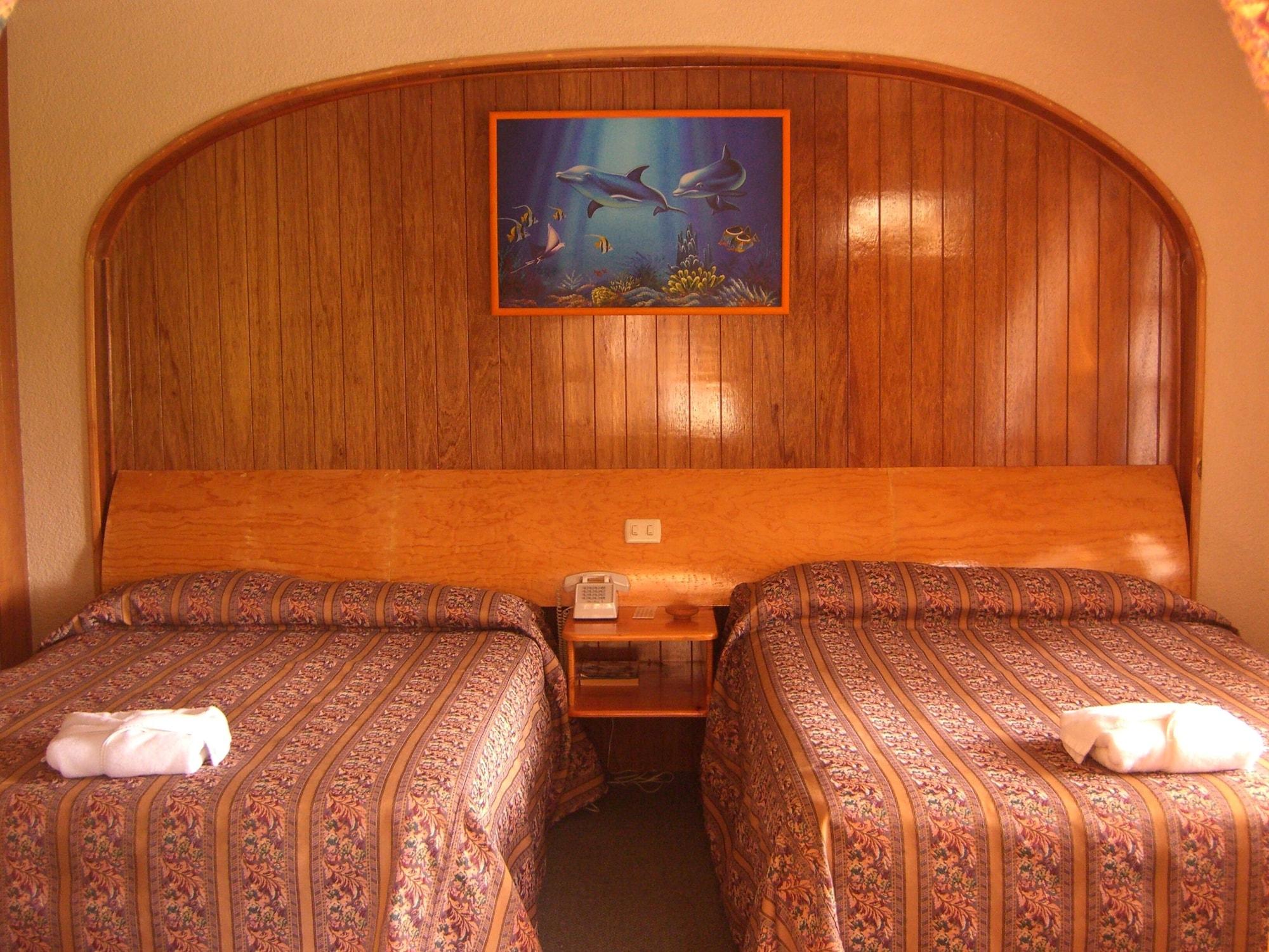 image-housing-carousel