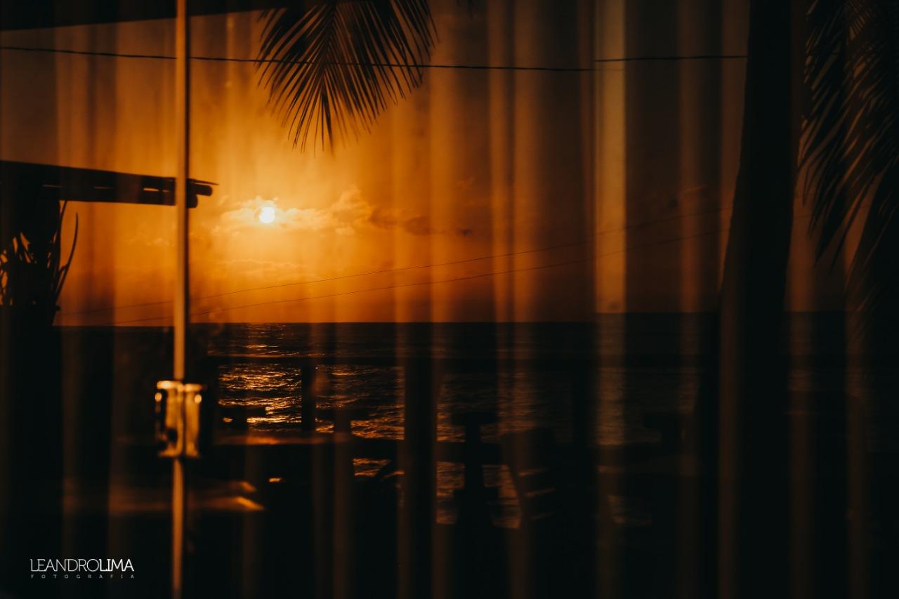 image-housing-carousel