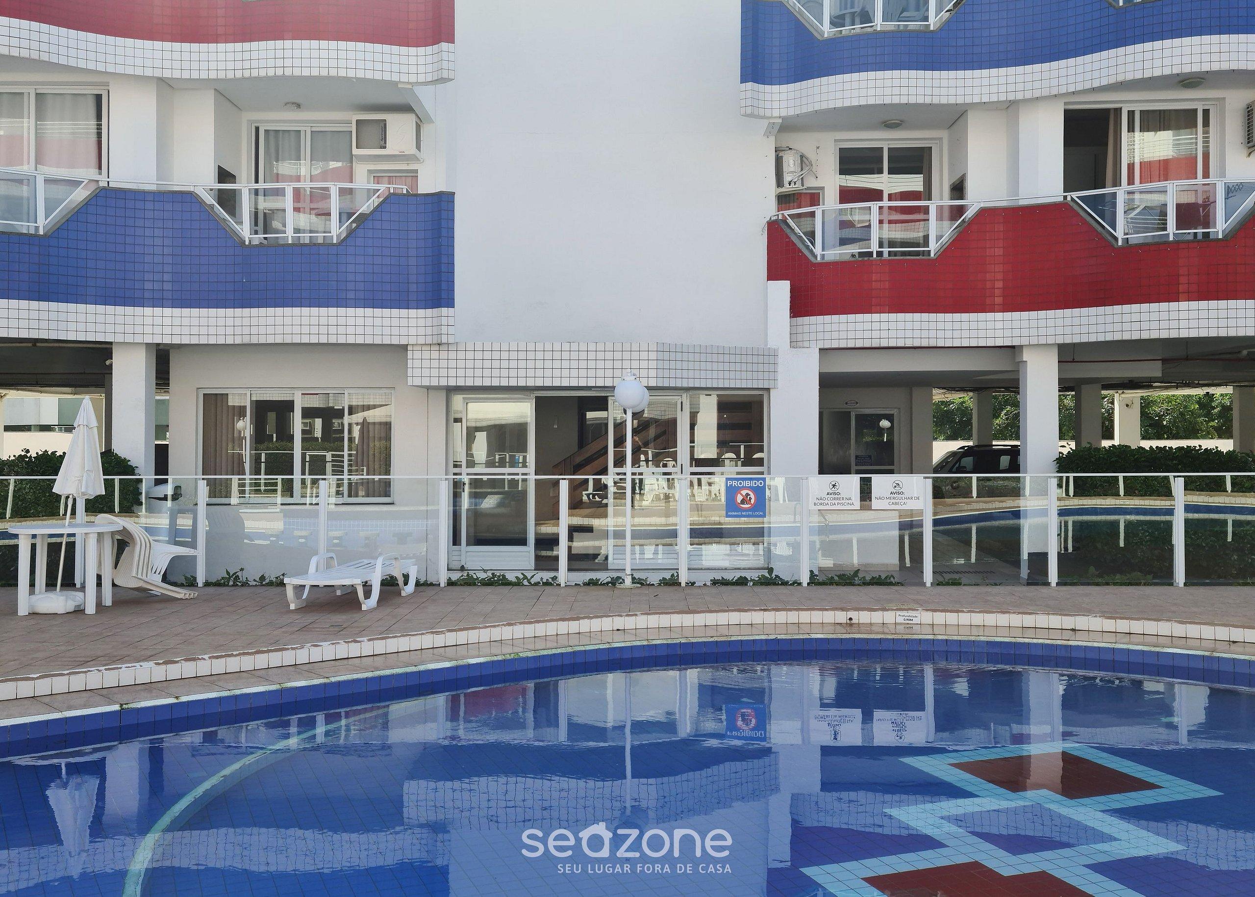 image-housing-carousel