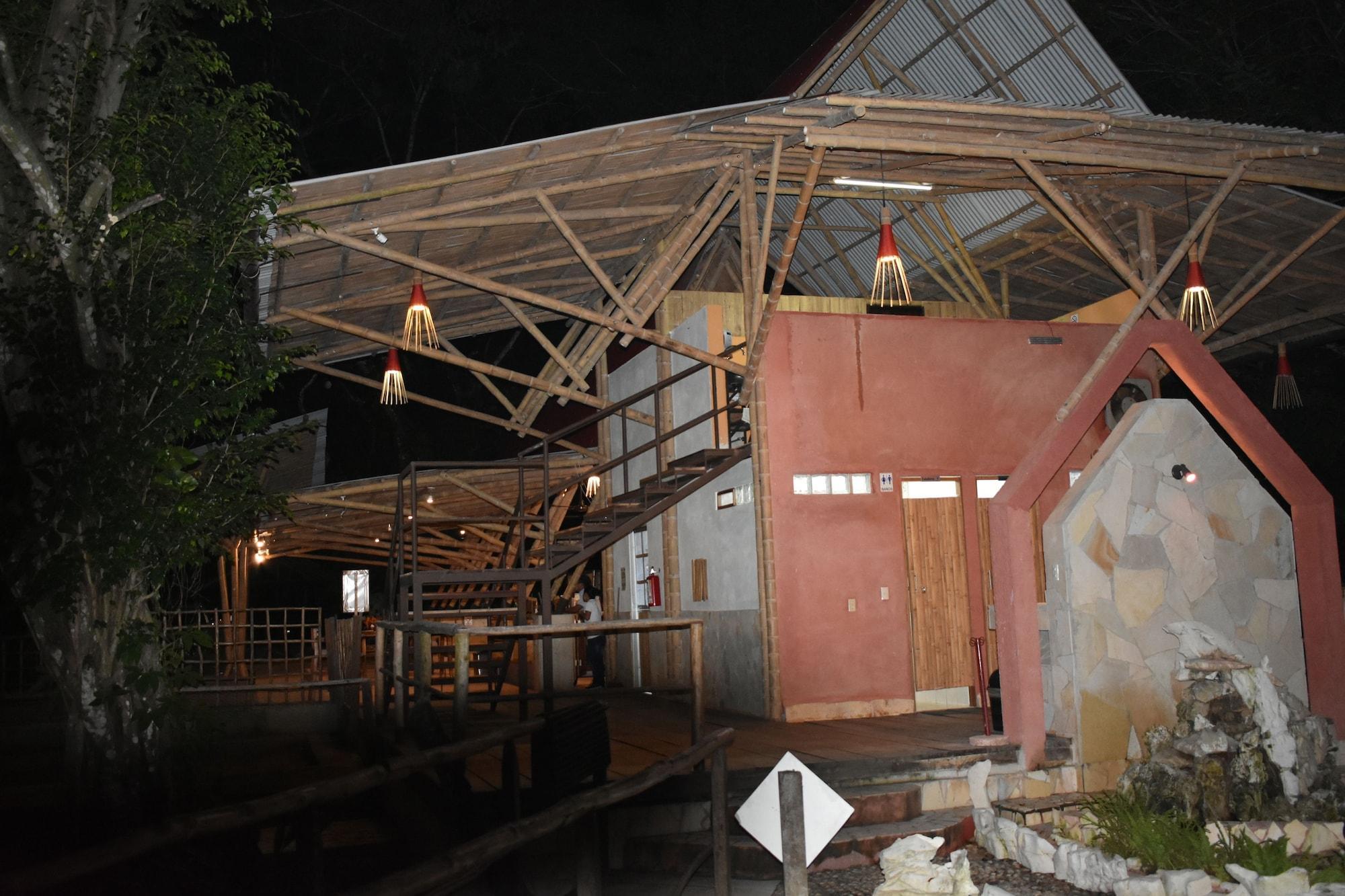 image-housing-carousel