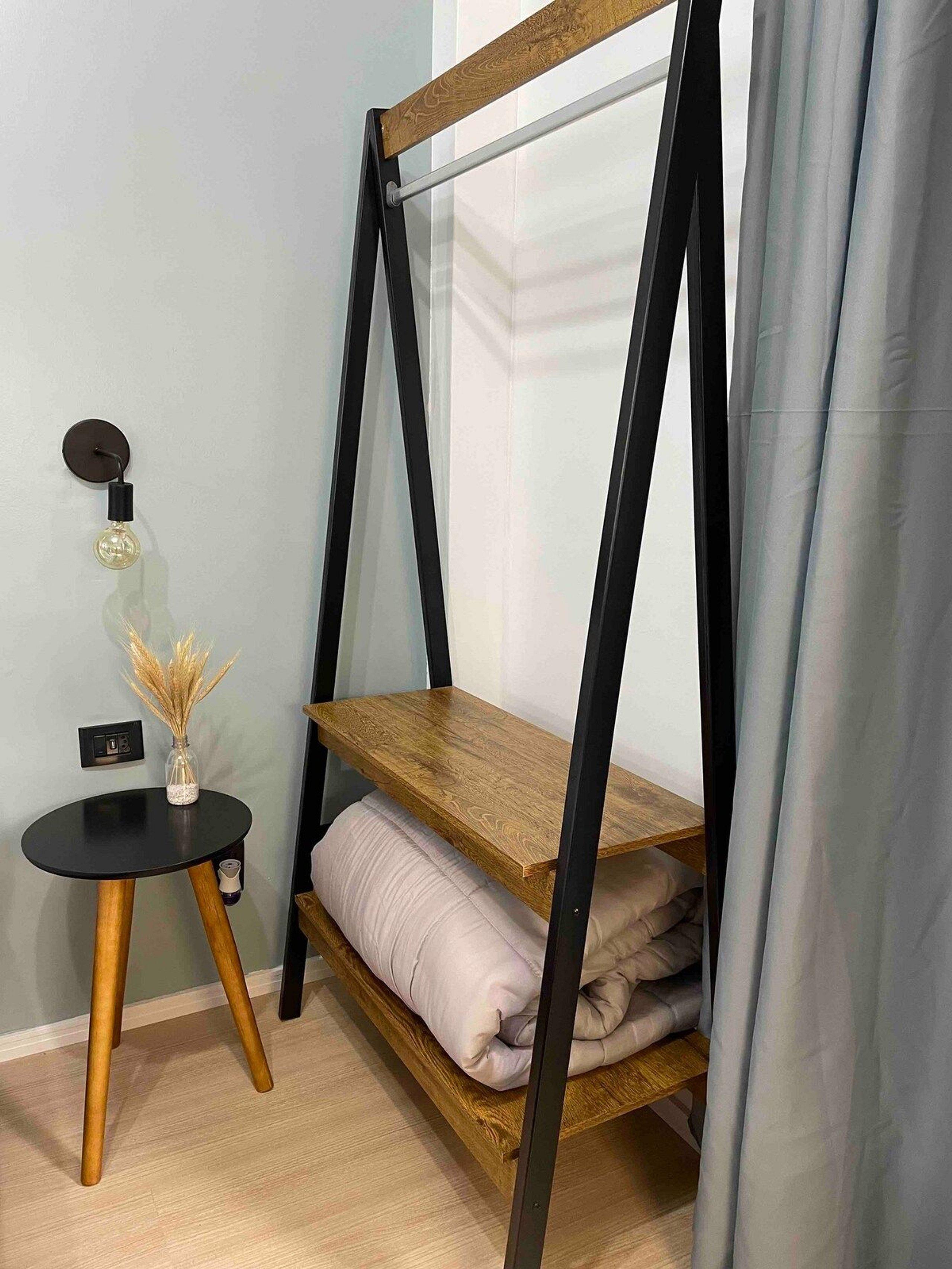 image-housing-carousel