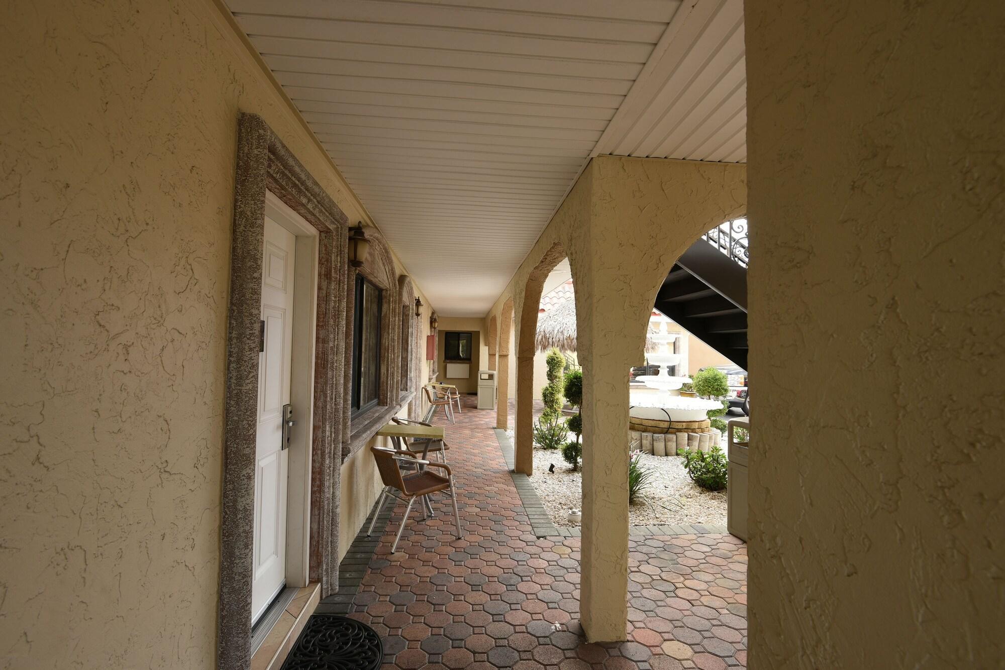 image-housing-carousel