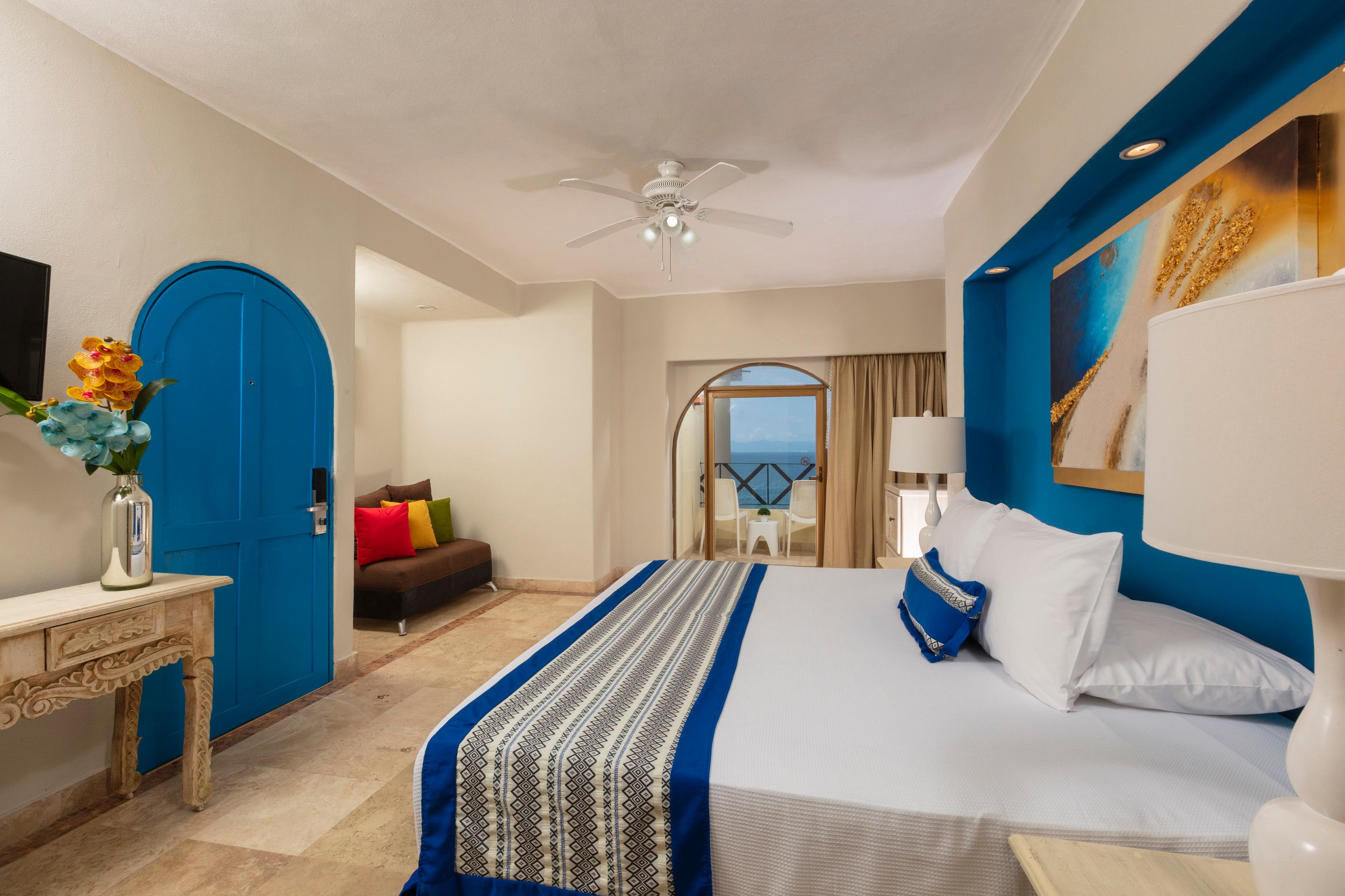 BLUE SERENE STANDARD ROOM