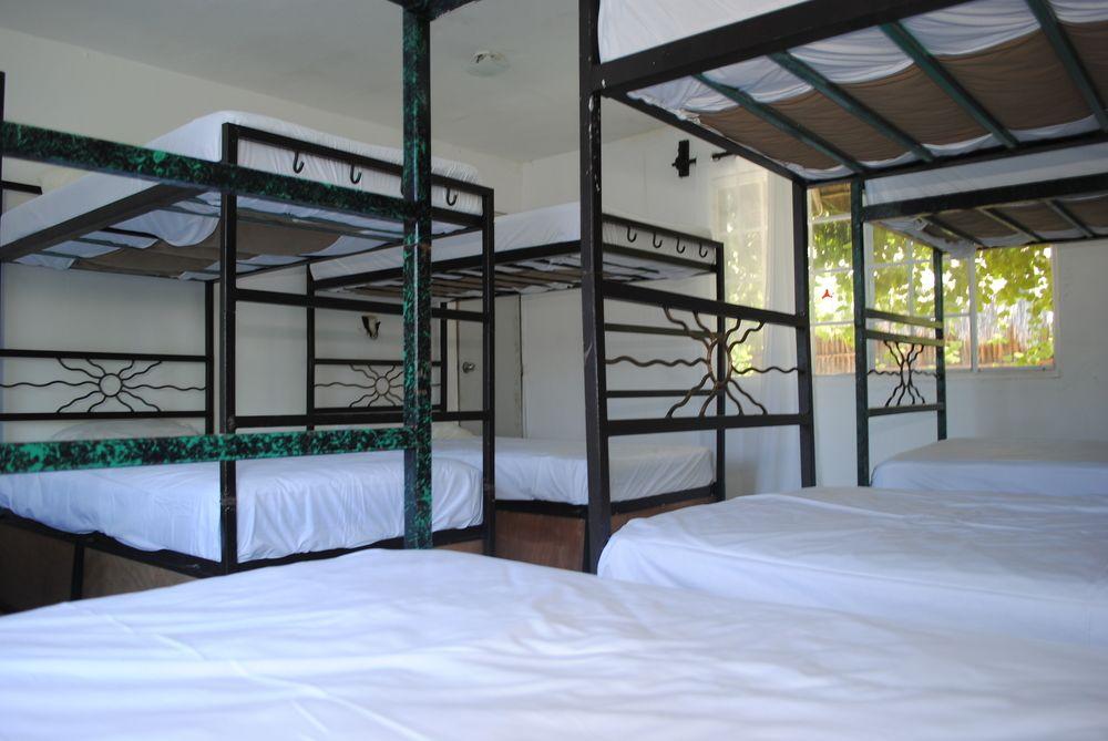 image-housing-carousel