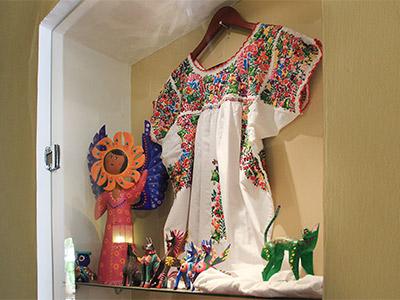 image-housing-carousel