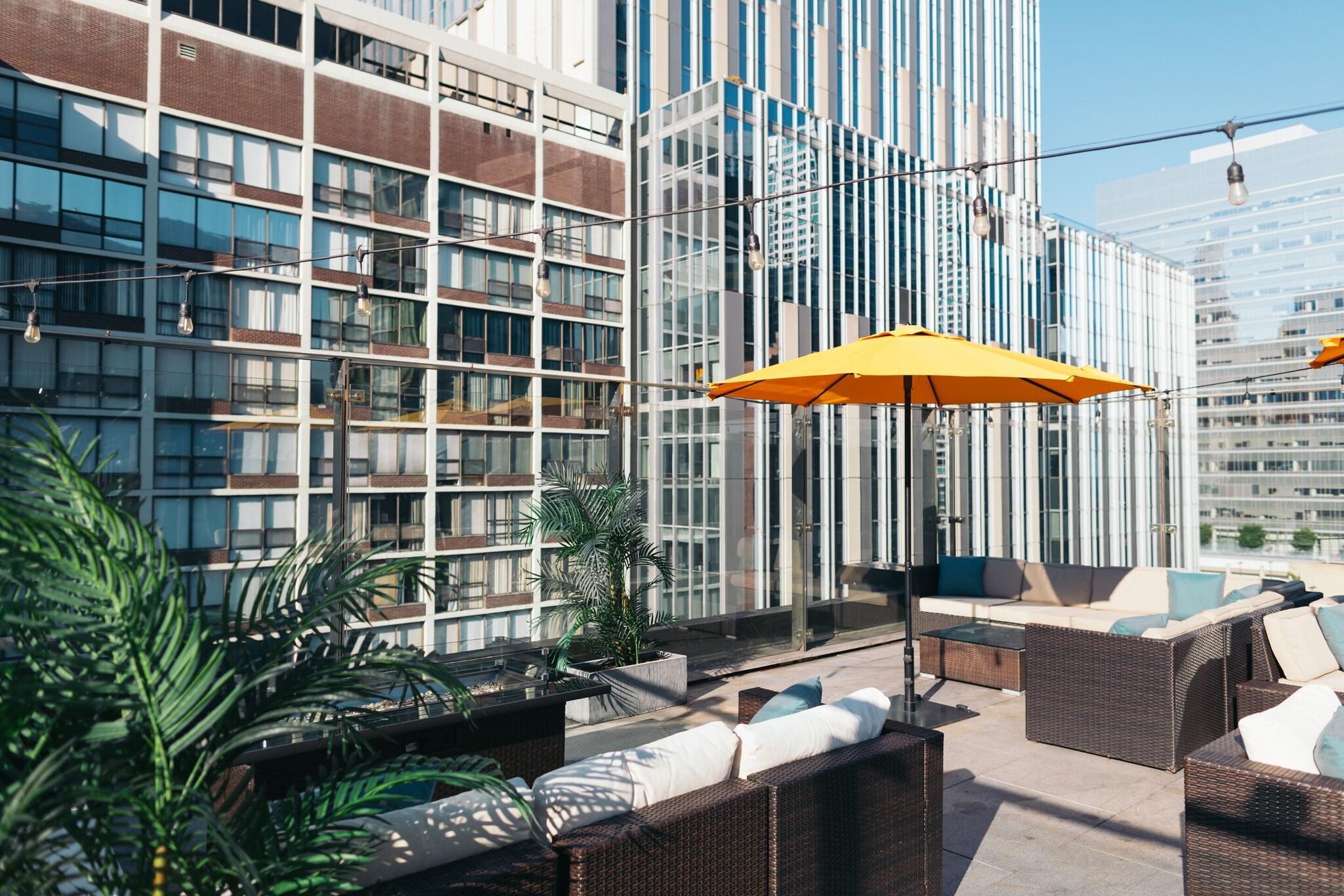 image-housing-carousel