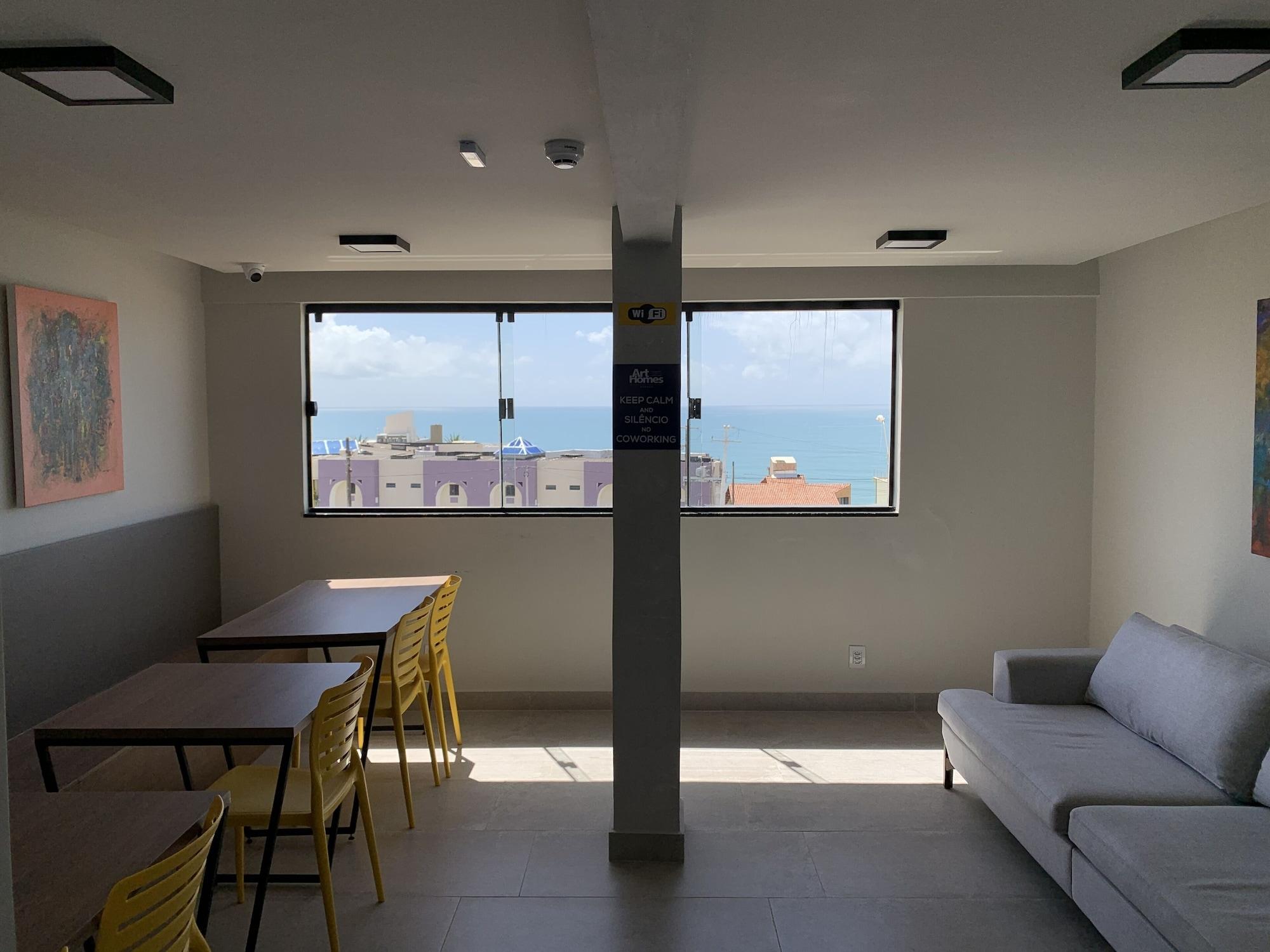 image-housing-carousel