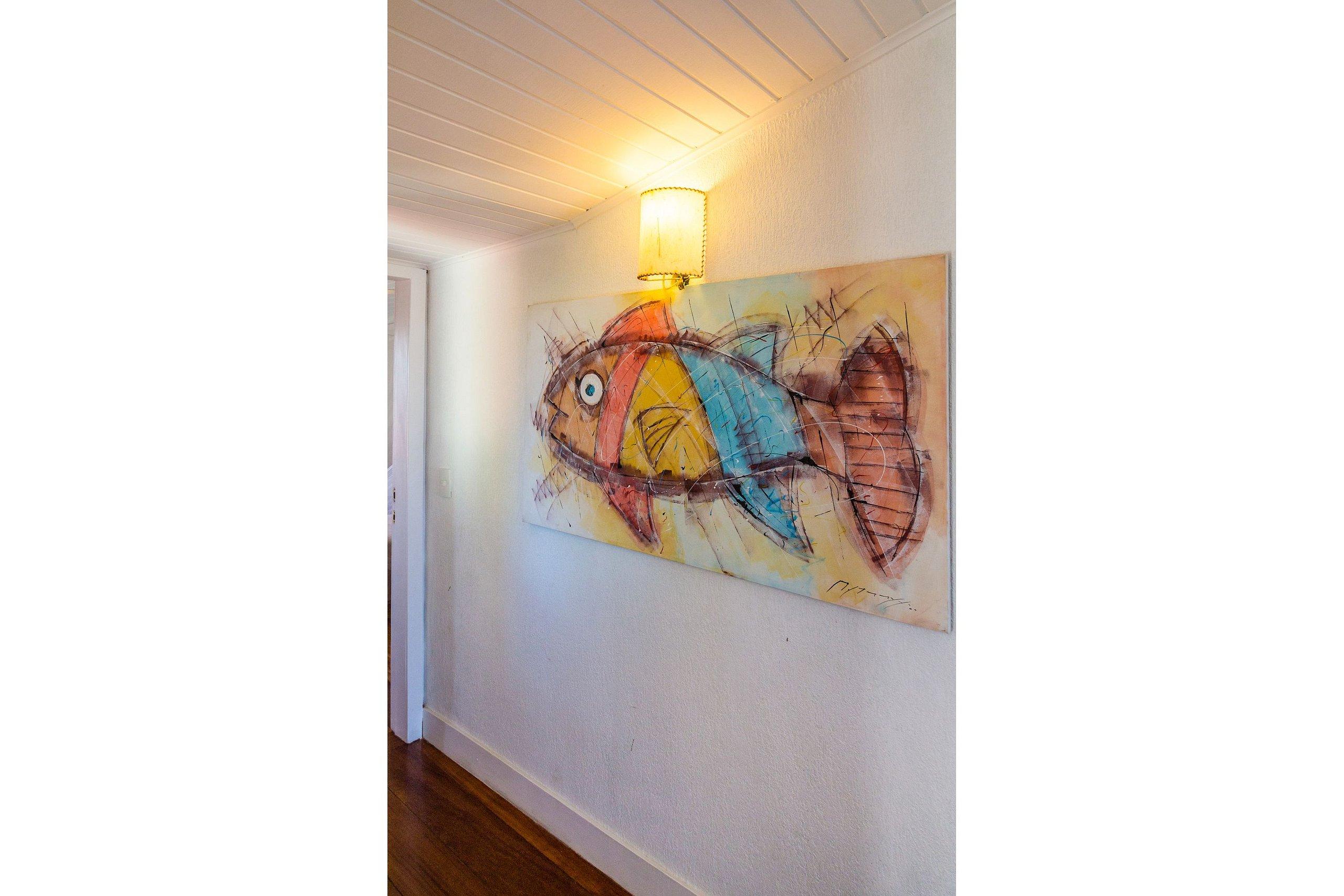image-housing-carousel