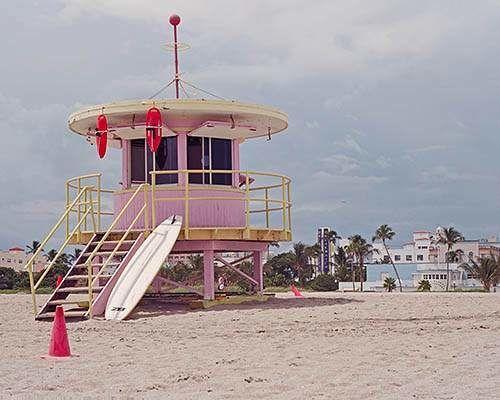 image-housing-carousel