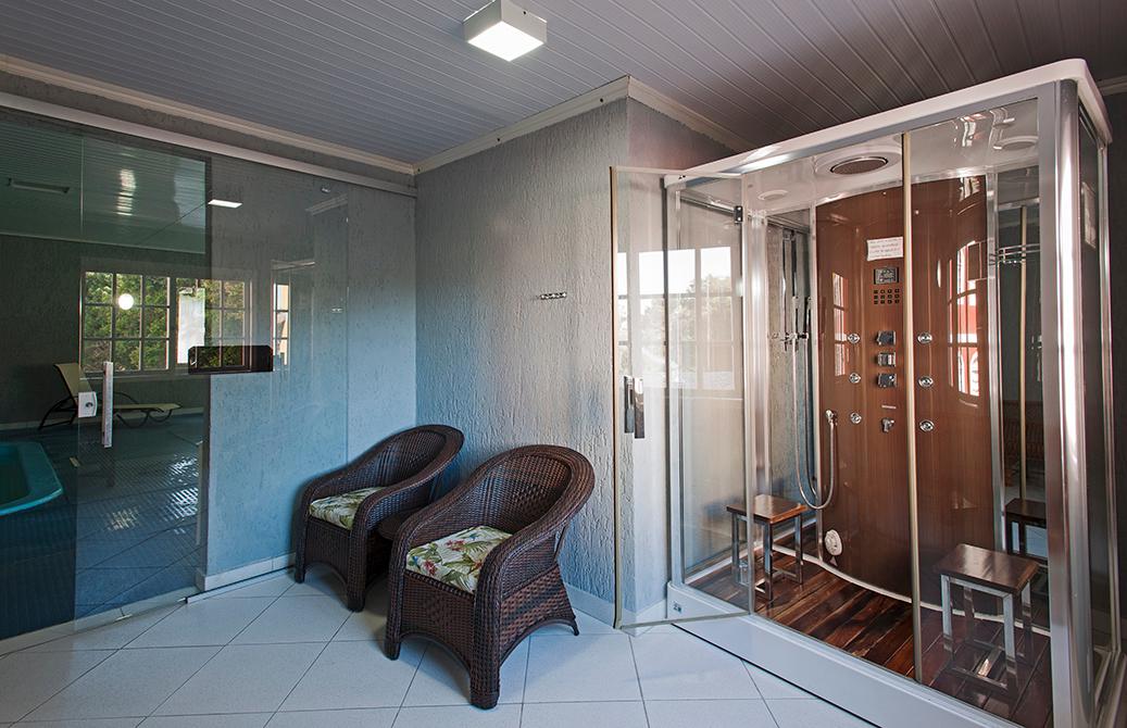 image-housing-carousel