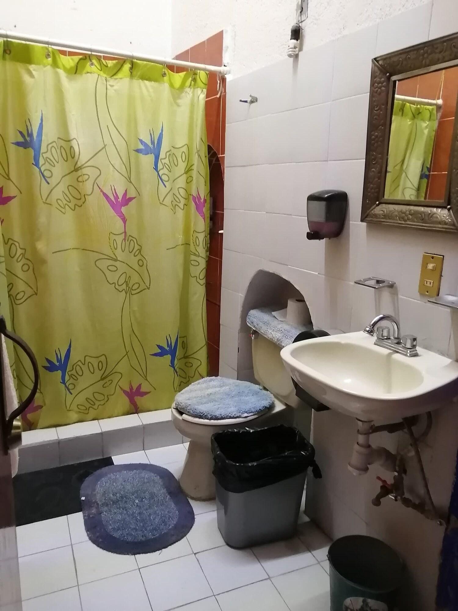 image-housing-carousel