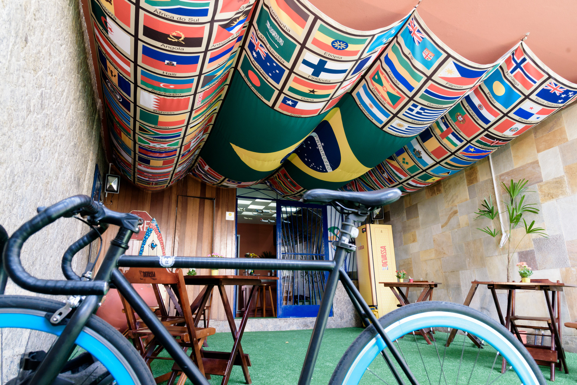 image-housing-carousel