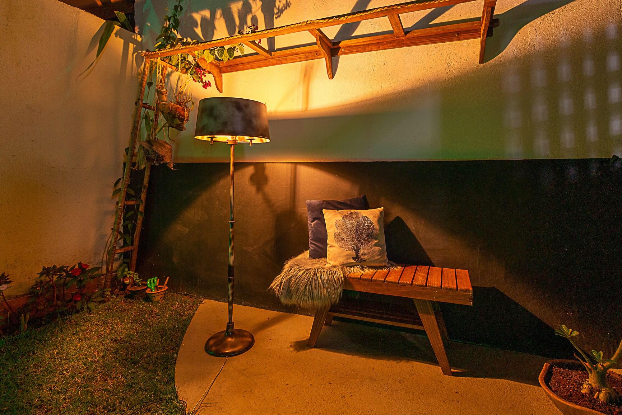 image-housing-carousel