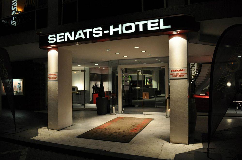Senator image