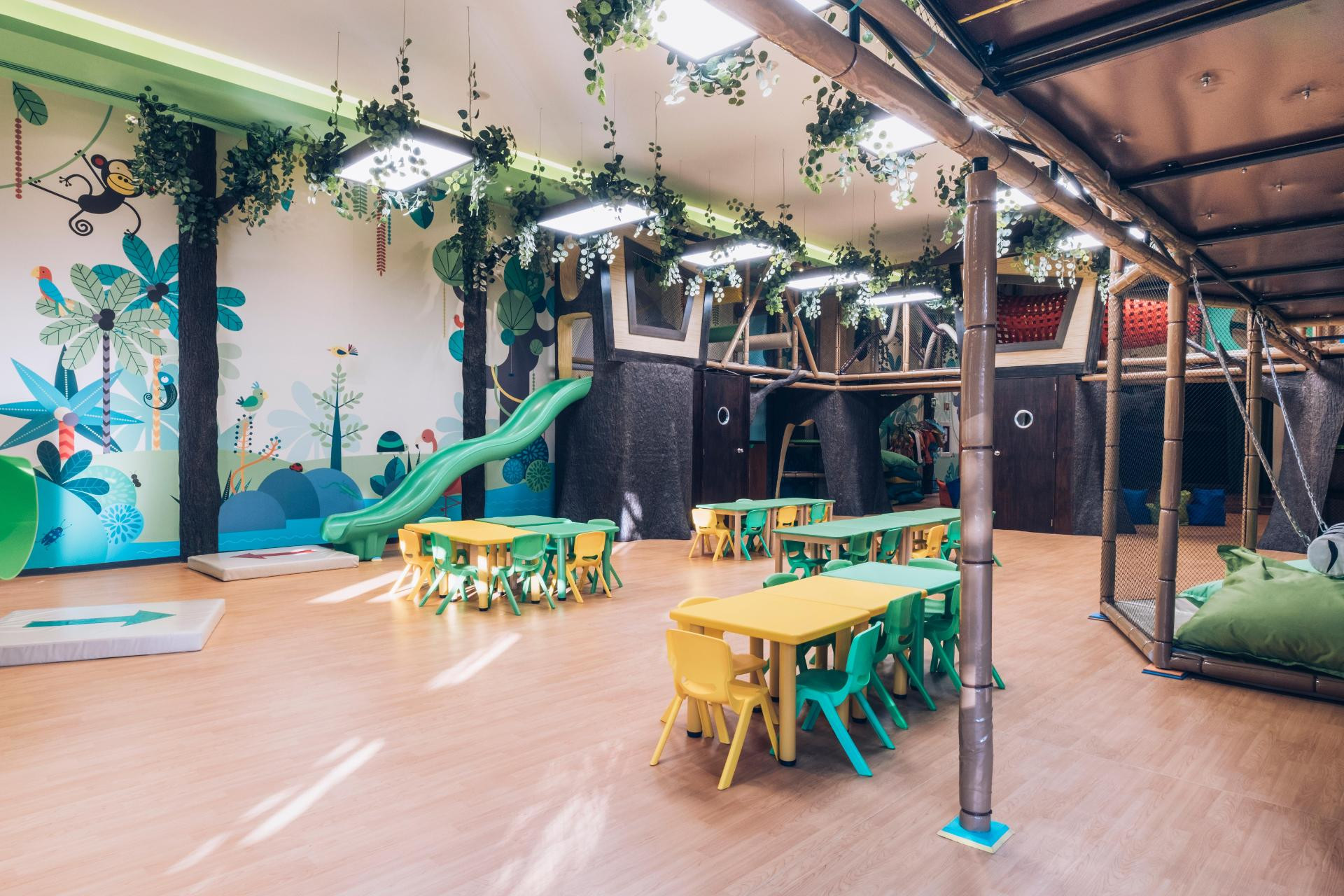 image-housing-carousel