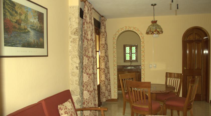 image-housing-carousel