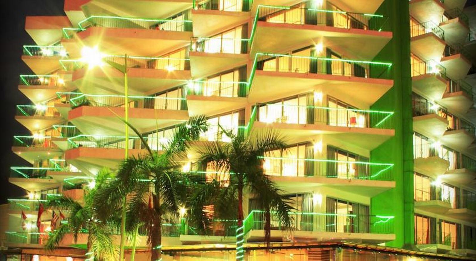 image-housing-carousel
