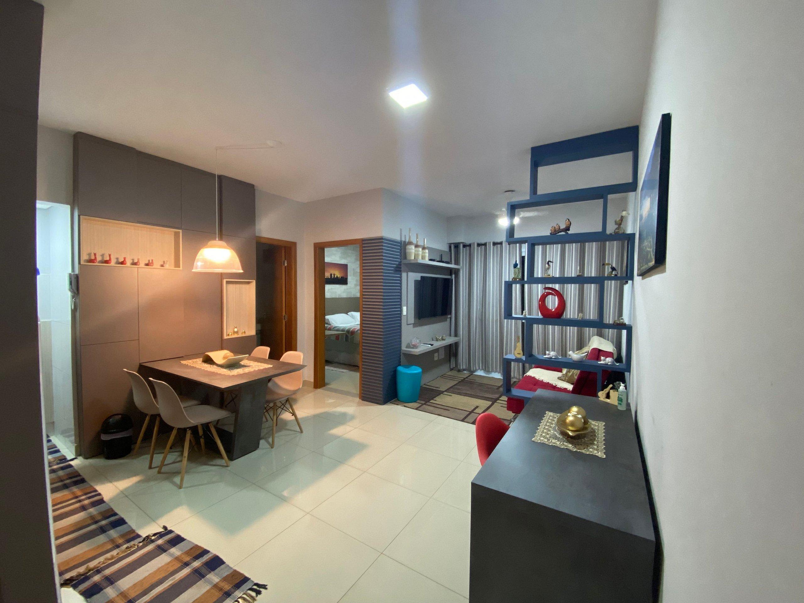 image-housing-carousel
