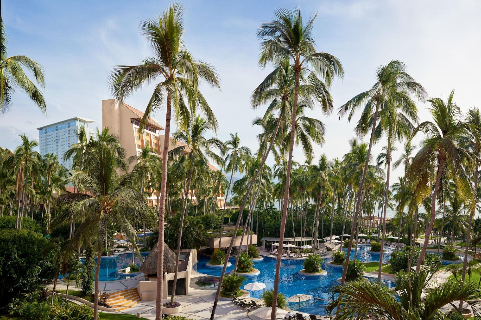 Junior Suite Partial Ocean View King
