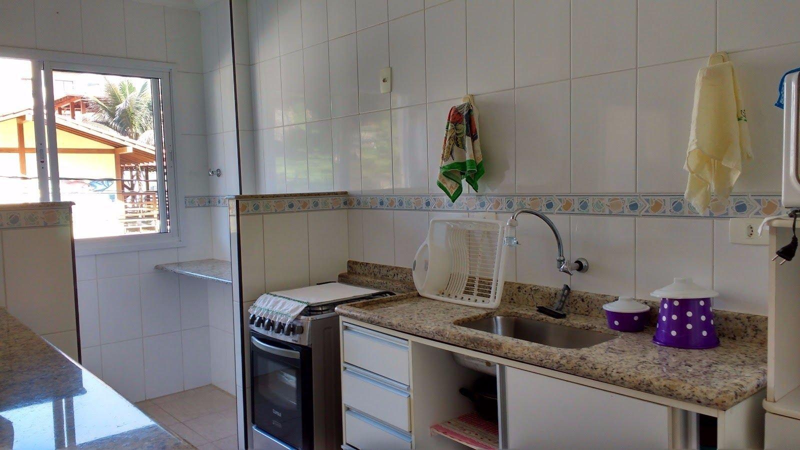 image-housing-carousel