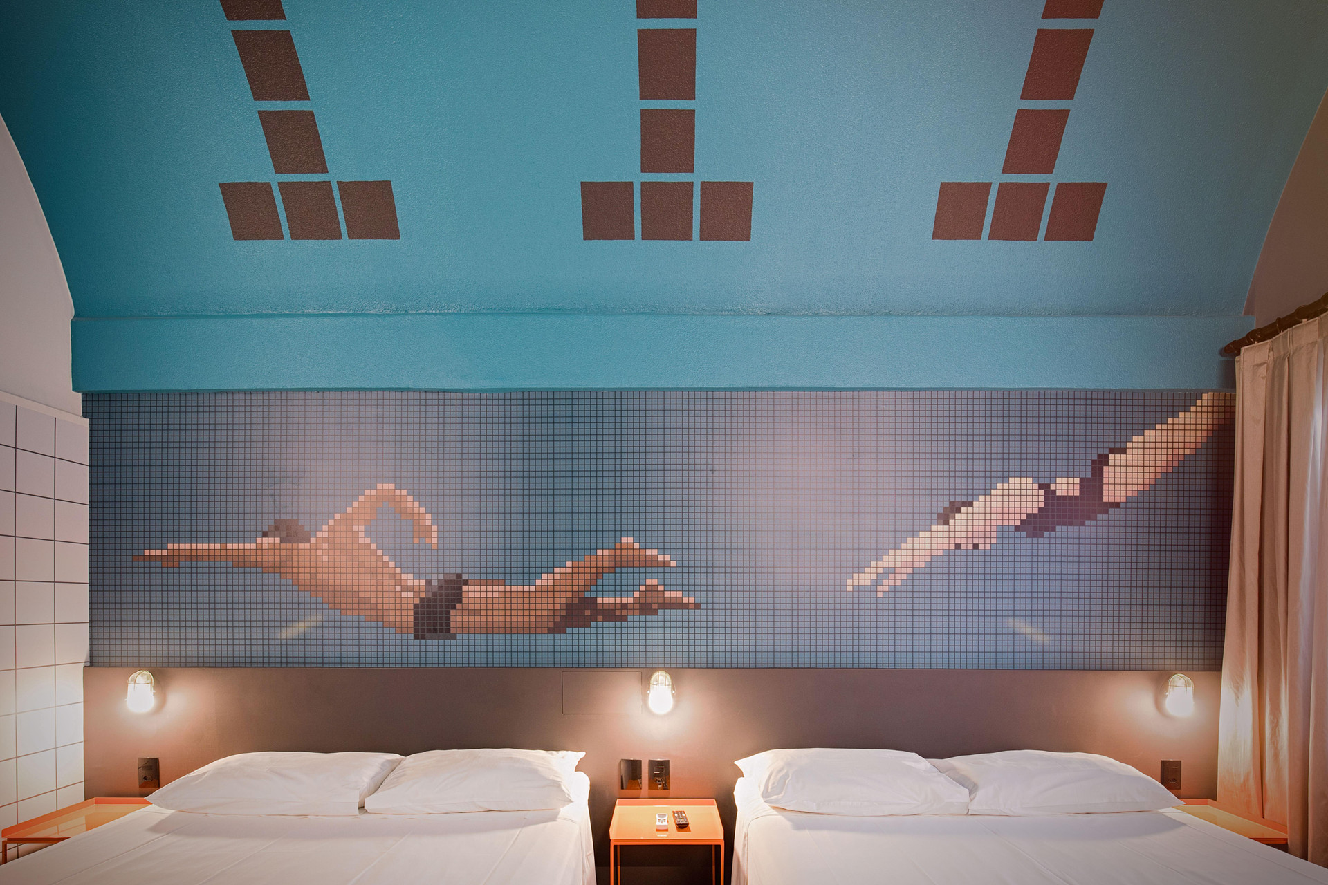 image-housing-carousel