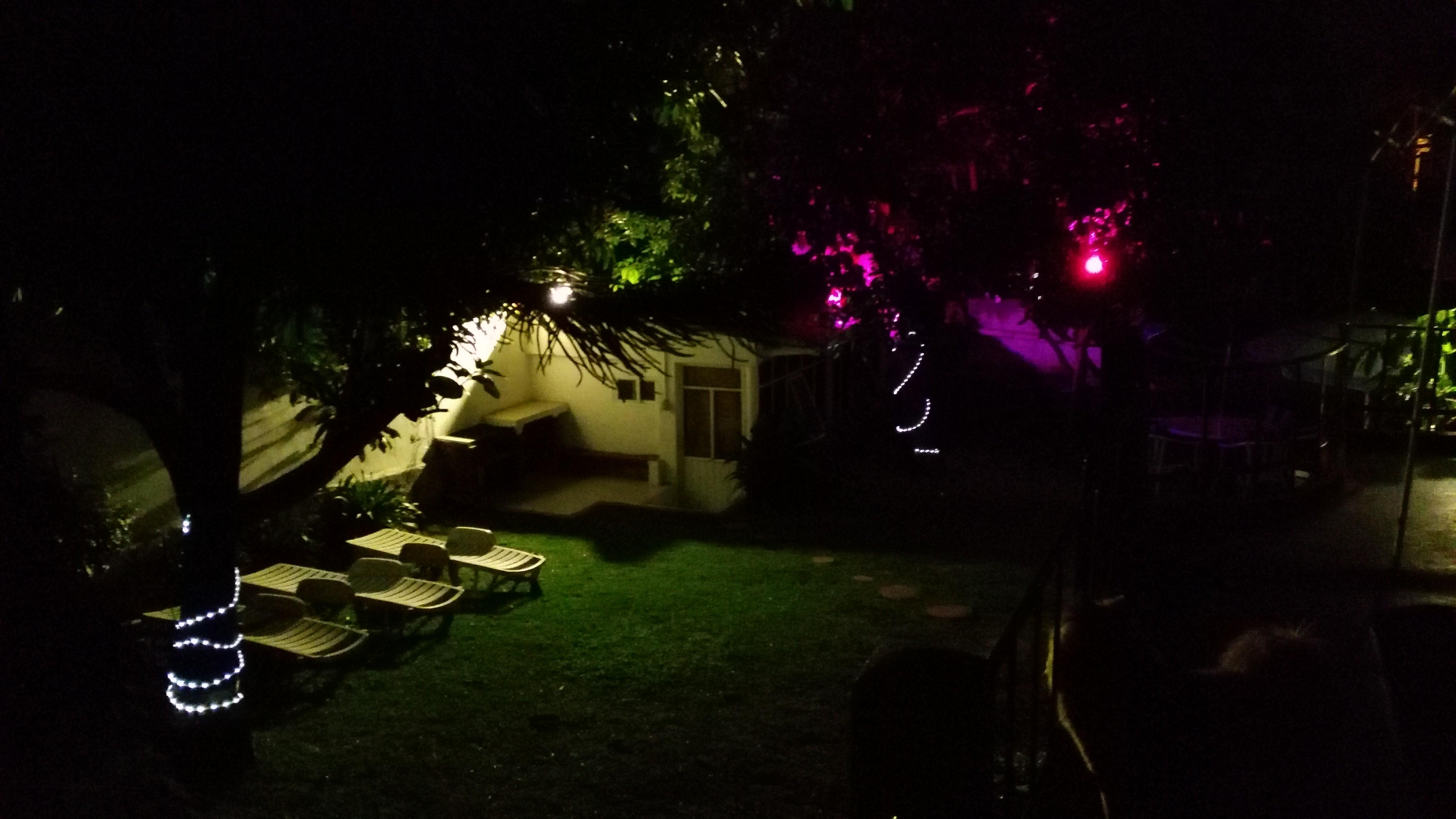 image-housing-carousel